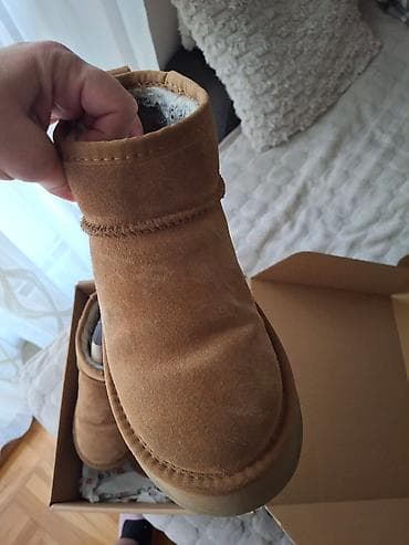 Ugg obuća 38, bоја - Braon na lalafo.rs — 7 Ugg obuća 38, bоја - Braon — 7