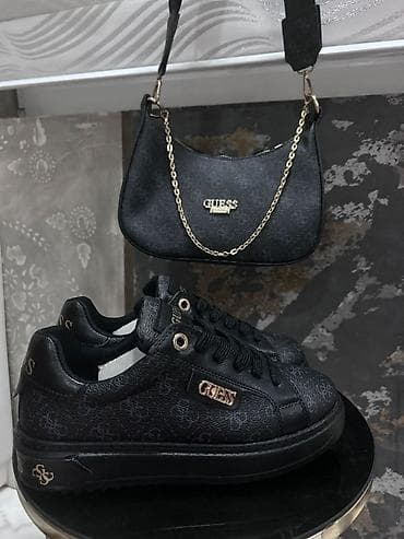 Wedding Clothes & Accessories: Predobre patike
Vel 36 do 40
Cena 4500 din at lalafo.rs — 3 Wedding Clothes & Accessories: Predobre patike
Vel 36 do 40
Cena 4500 din — 3