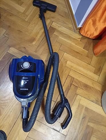 Samsung usisivač bez kese – Air Track, 1800 W - Snažan motor od 1800 at lalafo.rs — 3 Samsung usisivač bez kese – Air Track, 1800 W - Snažan motor od 1800 — 3