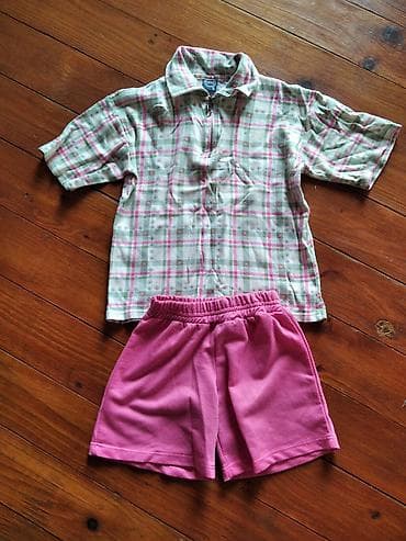 Dečiji komplet za 5–6 godina. - Gornji deo: košulja/majica sa kragnom na lalafo.rs Dečiji komplet za 5–6 godina. - Gornji deo: košulja/majica sa kragnom