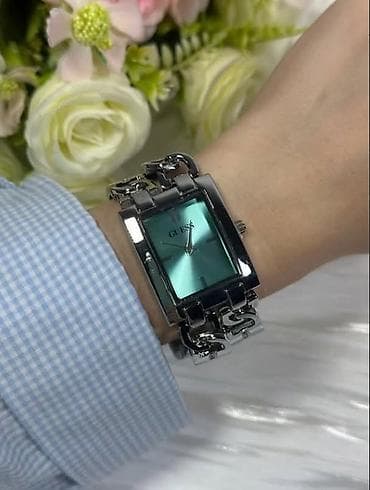 Cena 2900 din. Kvarcni mehanizam. Nerdjajuci celik(kuciste at lalafo.rs — 4 Cena 2900 din. Kvarcni mehanizam. Nerdjajuci celik(kuciste — 4