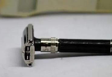 Vintage sigurnosni brijač Rubin - 1 1-9 Podesivi SSSR 1980-e. Predivan na lalafo.rs — 4 Vintage sigurnosni brijač Rubin - 1 1-9 Podesivi SSSR 1980-e. Predivan — 4