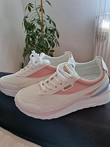 Nove ženske patike, nisu nošene, broj 41. Puma - nisu original na lalafo.rs — 1 Nove ženske patike, nisu nošene, broj 41. Puma - nisu original — 1