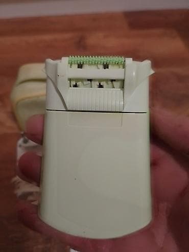 Epilator je potpuno ispravan, u odlicnom stanju je sa sitnim tragovima at lalafo.rs — 7 Epilator je potpuno ispravan, u odlicnom stanju je sa sitnim tragovima — 7