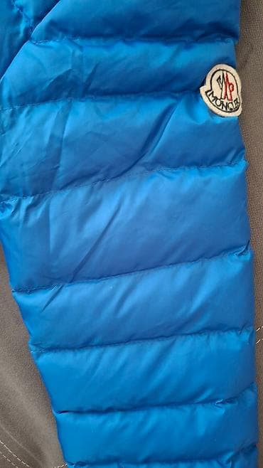 Moncler muški prsluk, model bez rukava, veličina S. - Boja: intenzivno na lalafo.rs — 4 Moncler muški prsluk, model bez rukava, veličina S. - Boja: intenzivno — 4