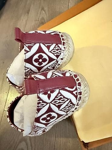 Ženske espadrile sa printom u bordo‑beloj kombinaciji. - Gornjište na lalafo.rs — 3 Ženske espadrile sa printom u bordo‑beloj kombinaciji. - Gornjište — 3