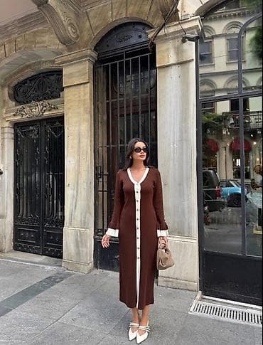 Elegantna midi haljina na kopčanje - Model: ravna, ženskasta silueta na lalafo.rs — 4 Elegantna midi haljina na kopčanje - Model: ravna, ženskasta silueta — 4