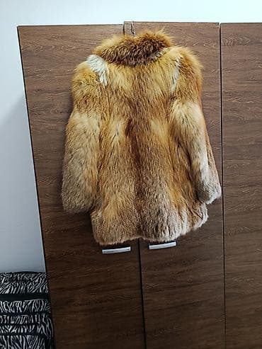 Prelepa bunda od zlatne lisicekao nova,vel.38 at lalafo.rs — 5 Prelepa bunda od zlatne lisicekao nova,vel.38 — 5