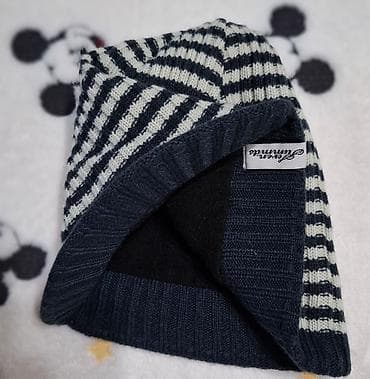 Zimska kapa kačket za dečake
Veličina 5 -7 god
Cena 200 din na lalafo.rs — 2 Zimska kapa kačket za dečake
Veličina 5 -7 god
Cena 200 din — 2