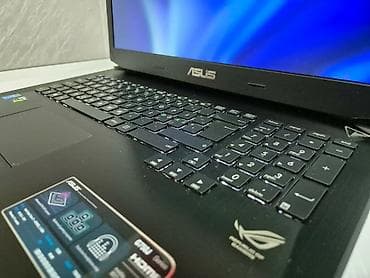 ASUS ROG gejming laptop Ključne karakteristike: - Ekran: 17,3 inča na lalafo.rs — 4 ASUS ROG gejming laptop Ključne karakteristike: - Ekran: 17,3 inča — 4