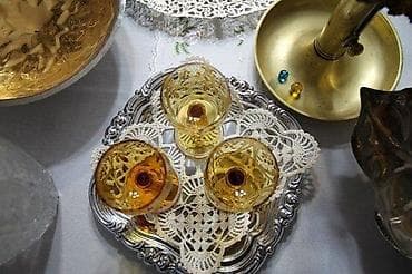 Antiques: Čašice za liker ANTIKVITET. Izuzetne, predratne čašice za liker. U at lalafo.rs — 2 Antiques: Čašice za liker ANTIKVITET. Izuzetne, predratne čašice za liker. U — 2