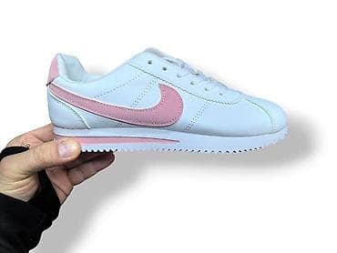 Nike Cortez 🎀
(36-41)
Cena: 3800 din🤍🤍 na lalafo.rs — 4 Nike Cortez 🎀
(36-41)
Cena: 3800 din🤍🤍 — 4