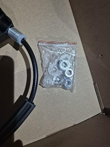 dve suknje po: Prednji levi podizac prozora VW Passat B5 VW Passat B5,5 Skoda Superb na lalafo.rs — 4 dve suknje po: Prednji levi podizac prozora VW Passat B5 VW Passat B5,5 Skoda Superb — 4