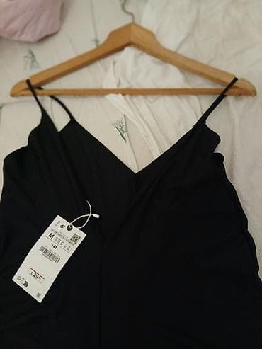 Svecana sirena crna zara. u broji m. nova sa etiketom na lalafo.rs — 3 Svecana sirena crna zara. u broji m. nova sa etiketom — 3