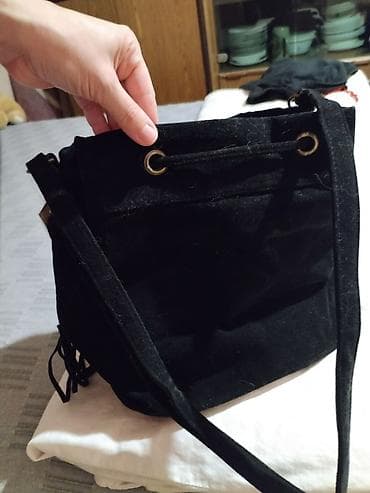 Crna torba sa resama – boho stil - Materijal: mekani veštački antilop at lalafo.rs — 2 Crna torba sa resama – boho stil - Materijal: mekani veštački antilop — 2