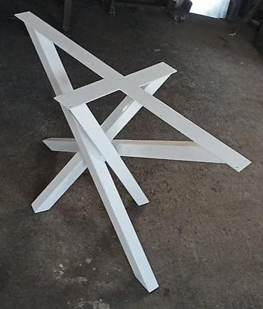 Metalne nogare za trpezarijski sto, model br. 36 Specijalizovani smo na lalafo.rs Metalne nogare za trpezarijski sto, model br. 36 Specijalizovani smo