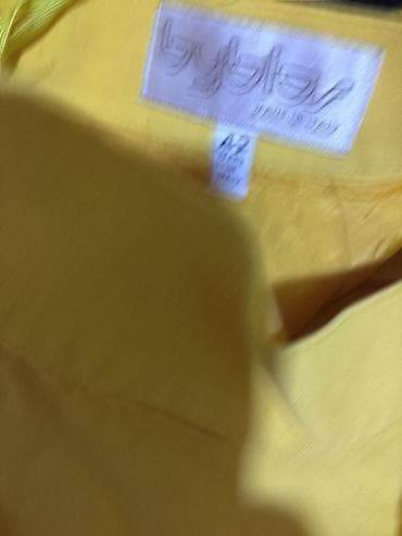 Suknja,kraca,lan,sa postavom.Zute boje.Byblos.Pise velicina 42,realno na lalafo.rs Suknja,kraca,lan,sa postavom.Zute boje.Byblos.Pise velicina 42,realno