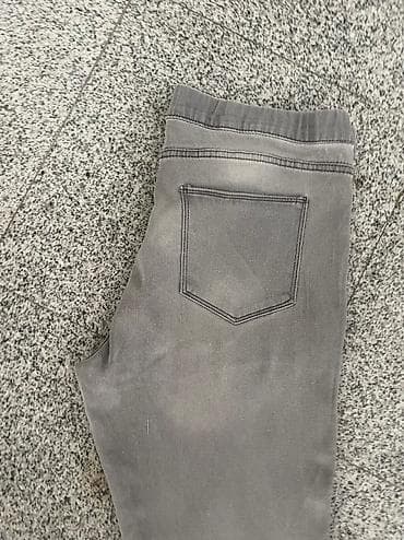 pantalone butiku ali: SNIZENO!! Farmerice Esmara nove velicina Xl imaju lastina na lalafo.rs — 4 pantalone butiku ali: SNIZENO!! Farmerice Esmara nove velicina Xl imaju lastina — 4