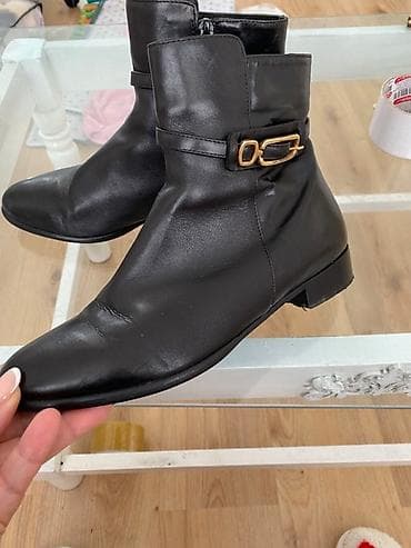 Ženske kožne gležnjače – crne - Materijal: glatka prirodna koža - na lalafo.rs — 1 Ženske kožne gležnjače – crne - Materijal: glatka prirodna koža - — 1