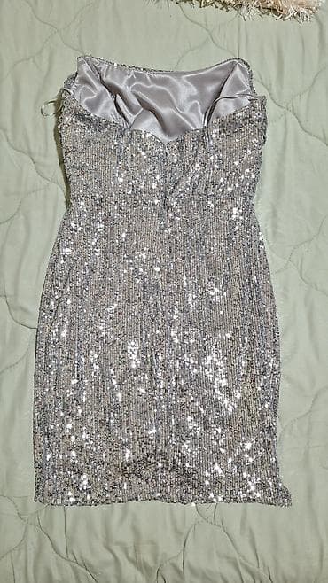 Koton Partywear mini haljina bez bretela, srebrna, potpuno prekrivena na lalafo.rs — 2 Koton Partywear mini haljina bez bretela, srebrna, potpuno prekrivena — 2