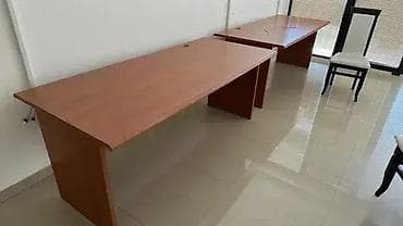 Furniture: Direktorski kancelarijski sto Odličan, kao nov, kvalitetan i at lalafo.rs — 1 Furniture: Direktorski kancelarijski sto Odličan, kao nov, kvalitetan i — 1
