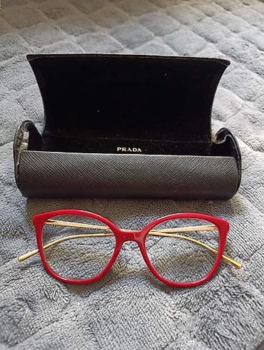 Prada oroginal dioptrijske naočare. Novo! at lalafo.rs Prada oroginal dioptrijske naočare. Novo!