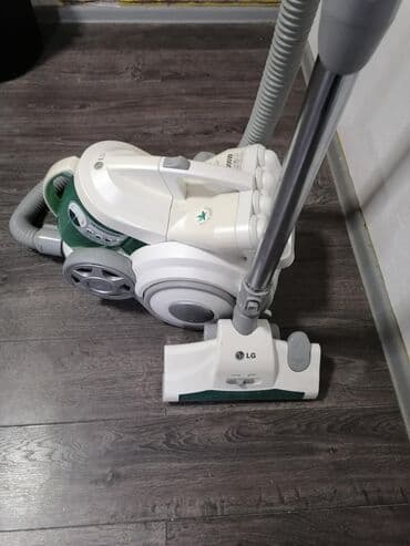 Robot usisivači: LG usisivač bez kese – Kompressor tehnologija - Model sa LG na lalafo.rs — 2 Robot usisivači: LG usisivač bez kese – Kompressor tehnologija - Model sa LG — 2