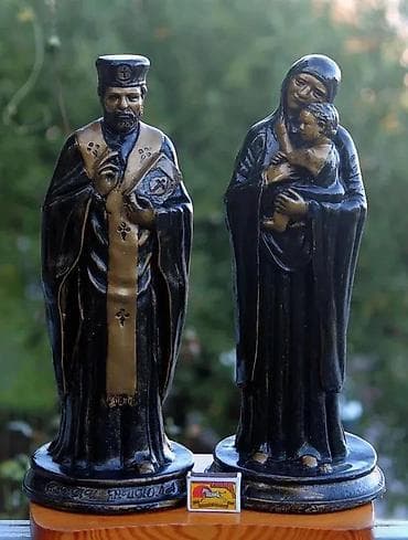 Dve statue 45 cm!. Dve statue od gipsa. Masivne i teške. Visina cca 45 na lalafo.rs — 2 Dve statue 45 cm!. Dve statue od gipsa. Masivne i teške. Visina cca 45 — 2