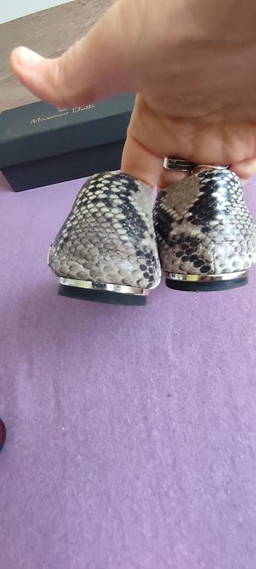 Espadrile: Massimo Dutti kožne 6000,mokasine crne kožne 2000 nove,nove Bordo na lalafo.rs — 9 Espadrile: Massimo Dutti kožne 6000,mokasine crne kožne 2000 nove,nove Bordo — 9