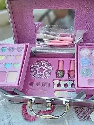 Dečiji Kofer sa Šminkom 💄🎒 Dobrodošli u Davidov Shop – online market na lalafo.rs — 1 Dečiji Kofer sa Šminkom 💄🎒 Dobrodošli u Davidov Shop – online market — 1