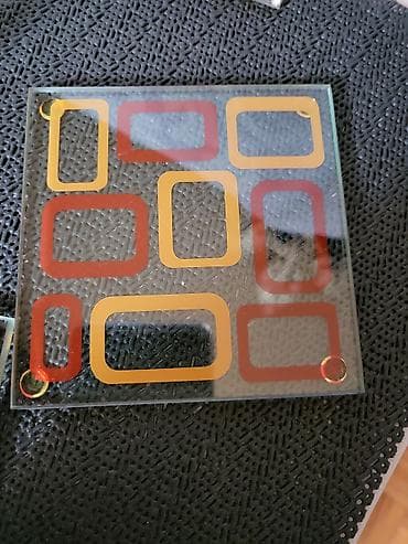 Postolja vintaz sa stalkom za case,staklena. Stalak sa at lalafo.rs — 8 Postolja vintaz sa stalkom za case,staklena. Stalak sa — 8