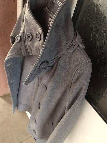 Jackets, Coats, Vests: Siva ženska jakna/duks sa kapuljačom, veličina M - Materijal: mekana at lalafo.rs — 5 Jackets, Coats, Vests: Siva ženska jakna/duks sa kapuljačom, veličina M - Materijal: mekana — 5