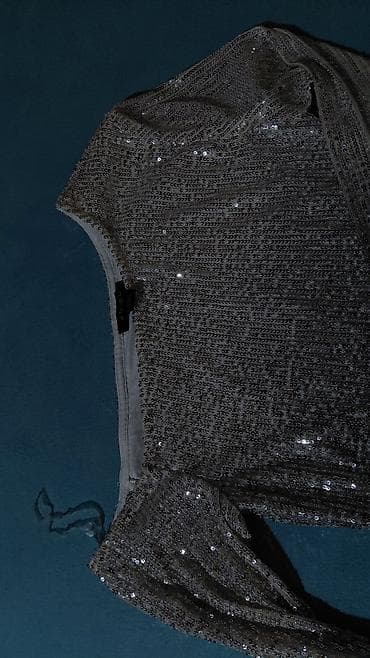 🌠 NEW YORKER Svetlucava majica🪐
Odgovara S i M Veličini na lalafo.rs — 3 🌠 NEW YORKER Svetlucava majica🪐
Odgovara S i M Veličini — 3