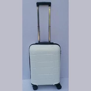 Travel suitcases and bags: Tvrdi kofer za putovanja – ručni kabinski format - Materijal: tvrda at lalafo.rs — 2 Travel suitcases and bags: Tvrdi kofer za putovanja – ručni kabinski format - Materijal: tvrda — 2