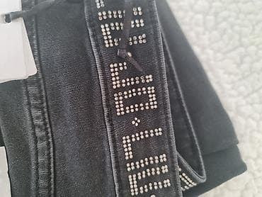 Liu Jo original farmerice. elasticne i uska nogavica. vel. S. M na lalafo.rs — 2 Liu Jo original farmerice. elasticne i uska nogavica. vel. S. M — 2