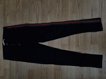 pantalone gina benotti: Crne ženske pantalone sa uskim nogavicama i dekorativnim prugama duž na lalafo.rs — 1 pantalone gina benotti: Crne ženske pantalone sa uskim nogavicama i dekorativnim prugama duž — 1