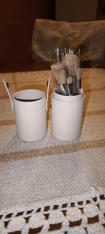 Travel set make up 5 četkica+praktična kožna torbica Pet mini četkica na lalafo.rs — 4 Travel set make up 5 četkica+praktična kožna torbica Pet mini četkica — 4