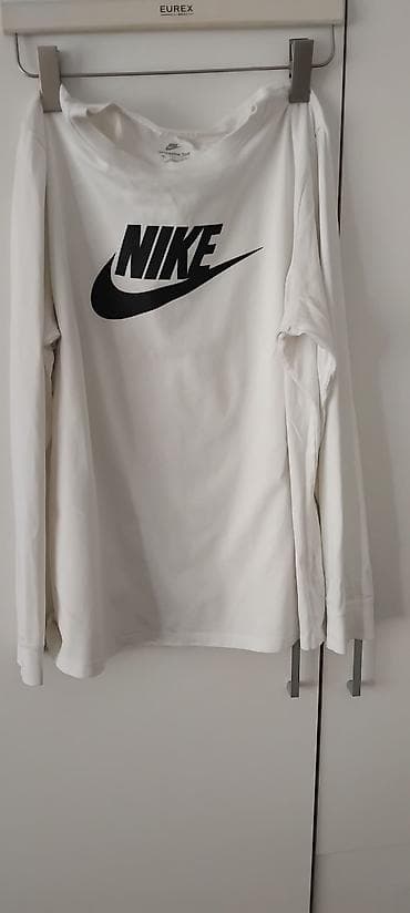 Nike majica dugih rukava. velicina XL, nosena par puta na lalafo.rs — 3 Nike majica dugih rukava. velicina XL, nosena par puta — 3