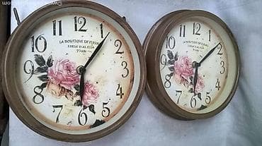 Satovi viseci 2 kom.spojeniali rade nezavisno na po 1 bateriju AA na lalafo.rs — 3 Satovi viseci 2 kom.spojeniali rade nezavisno na po 1 bateriju AA — 3