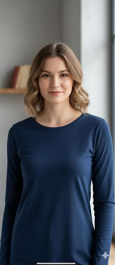 Ženska majica dugih rukava – tamnoplava - Klasičan, ravan kroj - na lalafo.rs Ženska majica dugih rukava – tamnoplava - Klasičan, ravan kroj -