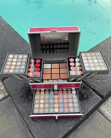 Veliki profesionalni kofer za šminku – komplet više nivoa - Čvrst at lalafo.rs — 3 Veliki profesionalni kofer za šminku – komplet više nivoa - Čvrst — 3