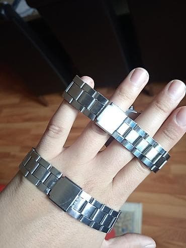 Muški ručni satovi – 2 kom 1) Plavi sportski kvarcni sat (brend na lalafo.rs — 4 Muški ručni satovi – 2 kom 1) Plavi sportski kvarcni sat (brend — 4