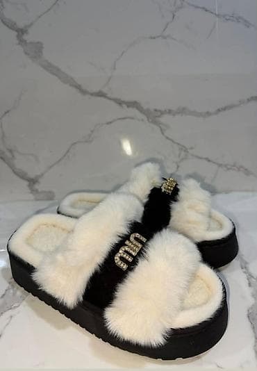 Uggs 41, color - Multicolored at lalafo.rs — 4 Uggs 41, color - Multicolored — 4