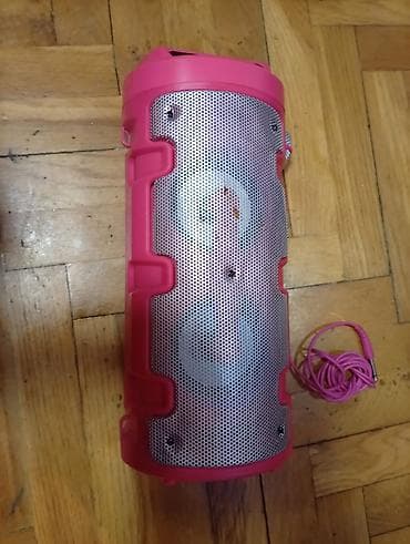 Bluetooth karaoke zvučnik sa mikrofonom – roze - Prenosni cilindrični na lalafo.rs — 3 Bluetooth karaoke zvučnik sa mikrofonom – roze - Prenosni cilindrični — 3