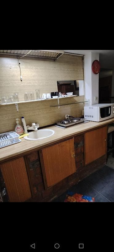 Jednosoban stan, u okviru kuće sa jednim stanare. C. G. Namešten, svi na lalafo.rs Jednosoban stan, u okviru kuće sa jednim stanare. C. G. Namešten, svi