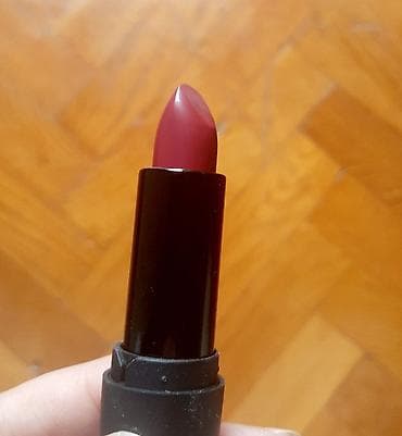 Ruž za usne Deborah Rosseto Atomic red mat 21 U mat bordo crvenoj na lalafo.rs — 8 Ruž za usne Deborah Rosseto Atomic red mat 21 U mat bordo crvenoj — 8