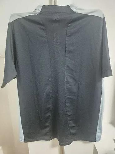 Nike 90 majica u odličnom stanju. Veličina XL. Ramena 60cm, poluobim na lalafo.rs — 4 Nike 90 majica u odličnom stanju. Veličina XL. Ramena 60cm, poluobim — 4