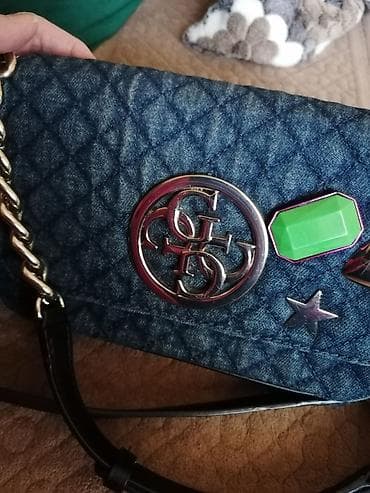 Guess original teksas tašna za nosenje preko ramena at lalafo.rs — 4 Guess original teksas tašna za nosenje preko ramena — 4