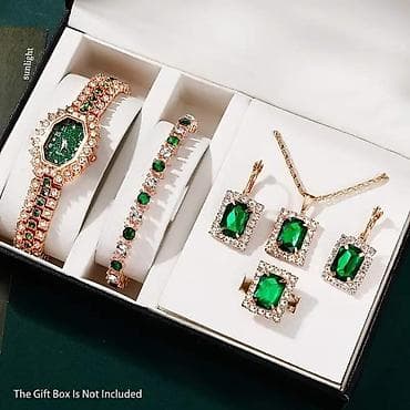 Ženski kompleti sa satom odmah dostupno!!!
Cena:2000din na lalafo.rs — 6 Ženski kompleti sa satom odmah dostupno!!!
Cena:2000din — 6