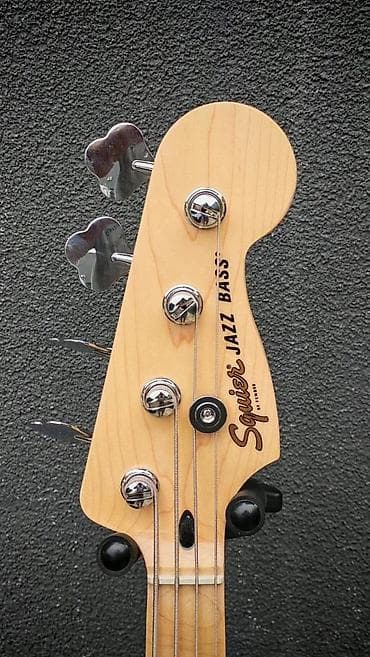 Sport & Hobby: SQUIER AFFINITY JAZZ BASS 3-SB | Slanje po dogovoru ili lično at lalafo.rs — 5 Sport & Hobby: SQUIER AFFINITY JAZZ BASS 3-SB | Slanje po dogovoru ili lično — 5